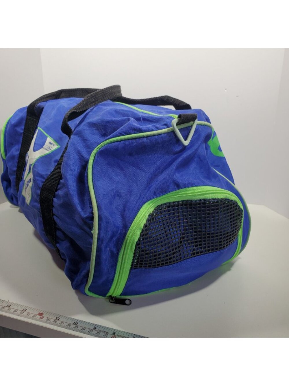 Wilson Blue Nylon Duffle Vintage Gym Bag Neon Green Travel Zippered - Picture 3 of 16